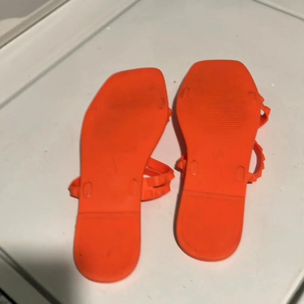 Forever 21 orange plastic slide sandals women’s size 8
